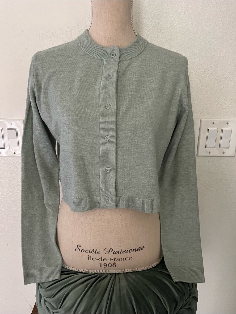 moon & madison Cropped Button-Front Cardigan in Sage
